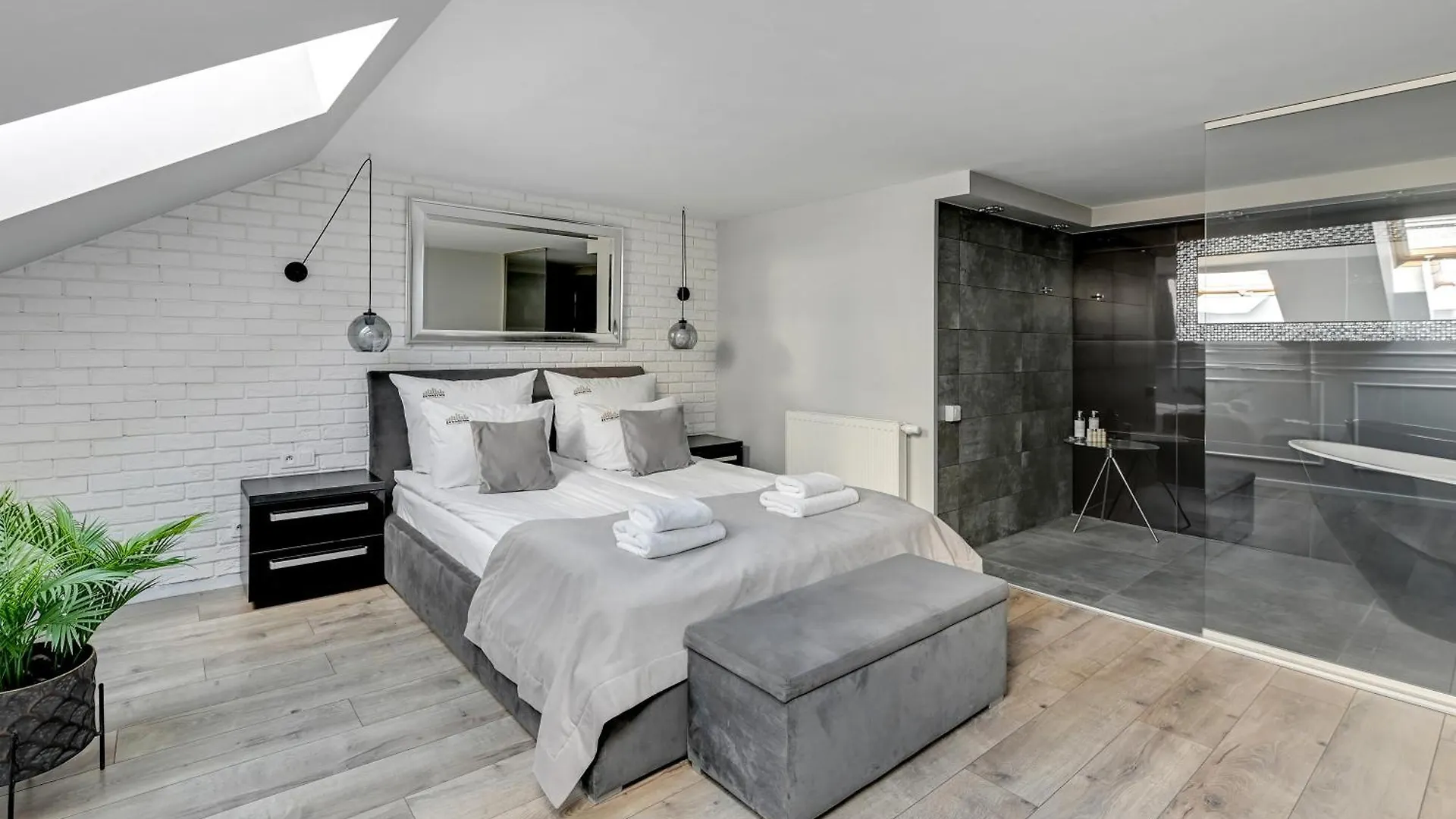 Waterlane Riverside Spa, Pool & Gym By Downtown Apartments Gdansk