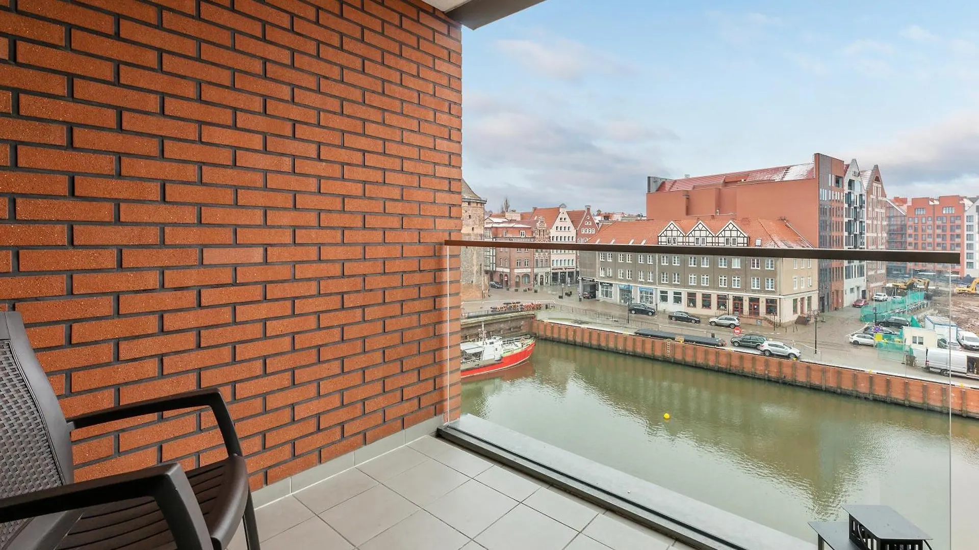 Waterlane Riverside Spa, Pool & Gym By Downtown Apartments Gdansk Poland