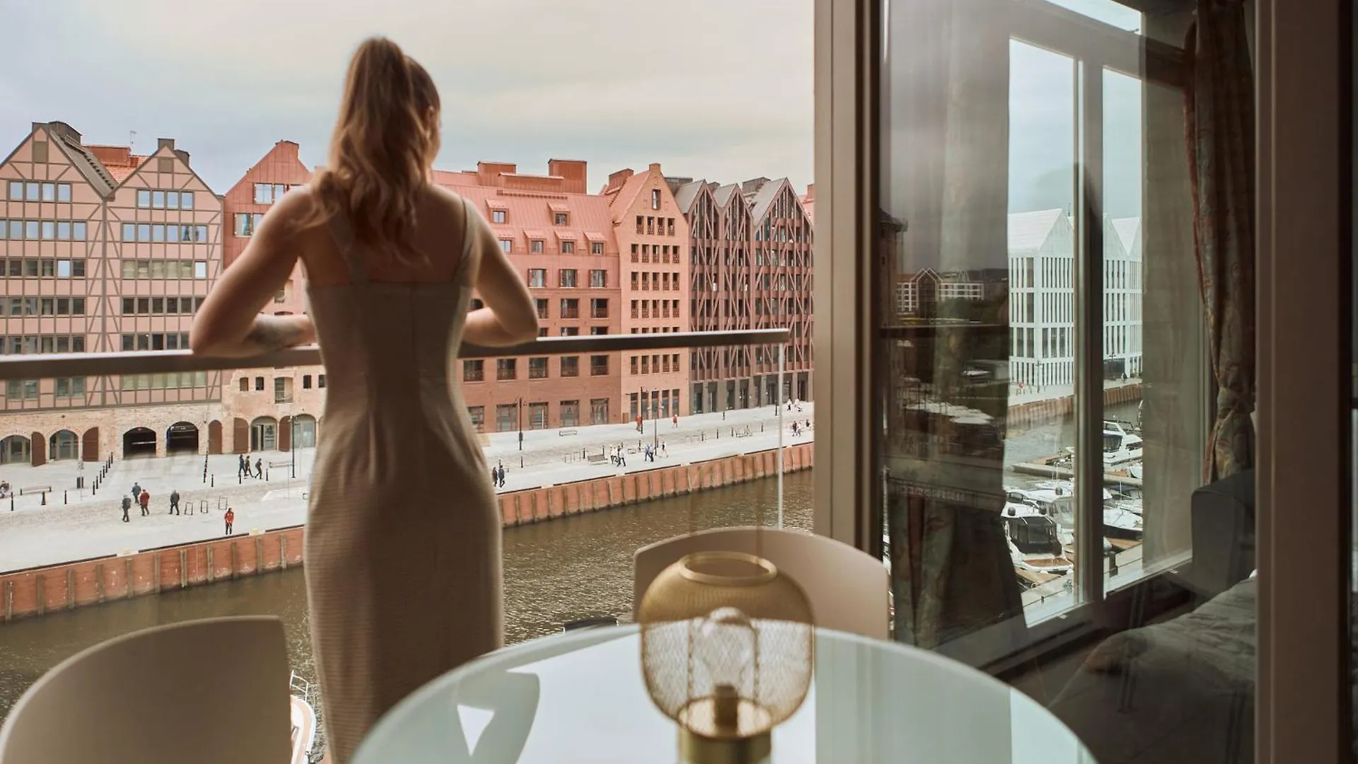 Waterlane Riverside Spa, Pool & Gym By Downtown Apartments Gdańsk Polen